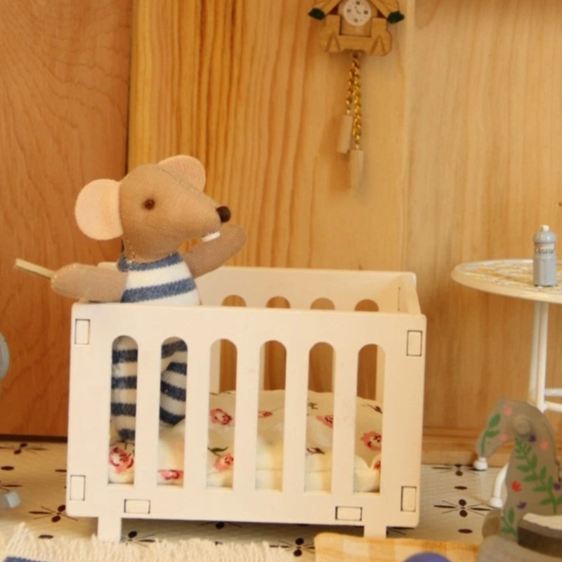 1:12 Scale Miniature Baby Crad - Baby Nursery Age 评论和价格