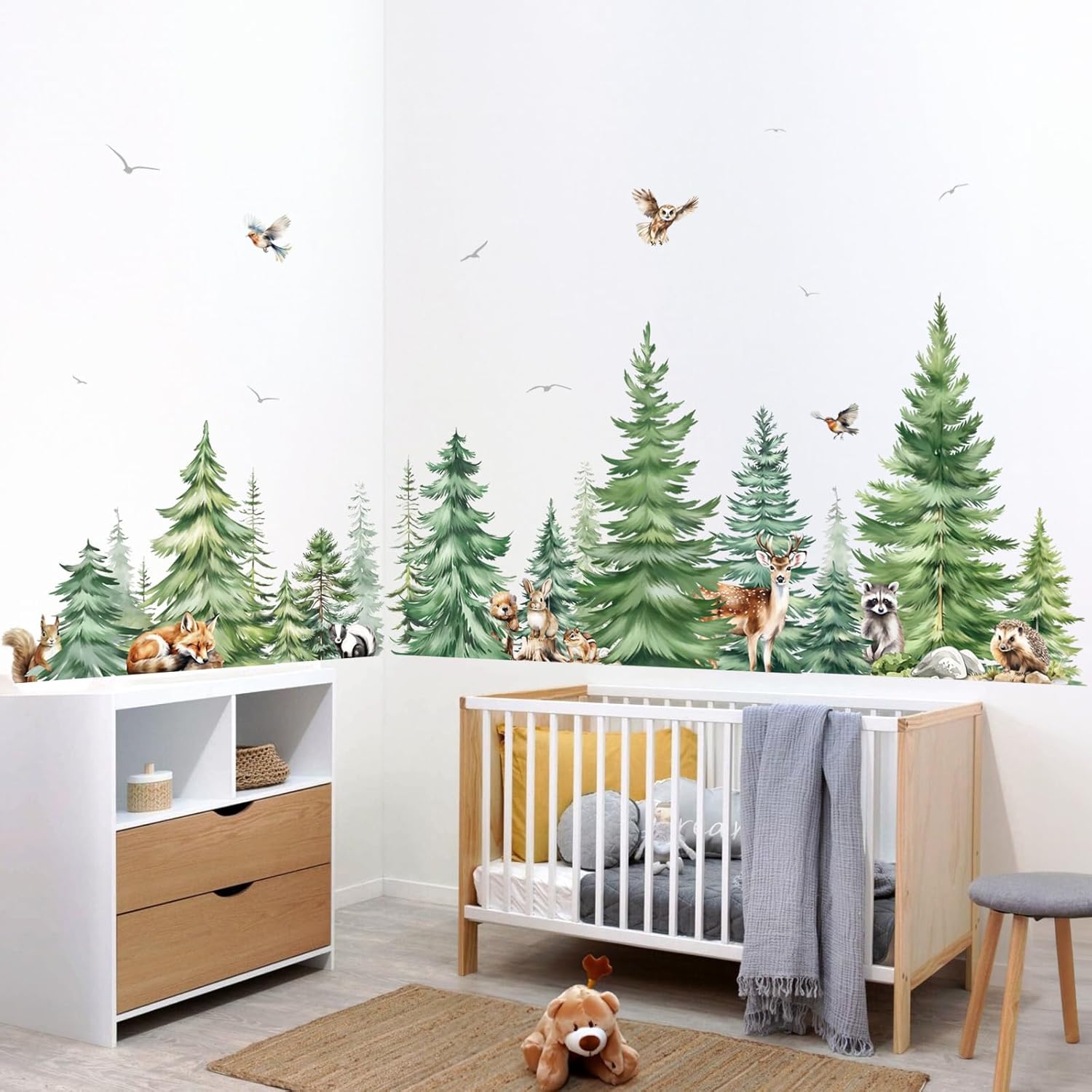 Large Watercolor Pine Tree Ani - Baby Nursery Stickers 评论和价格
